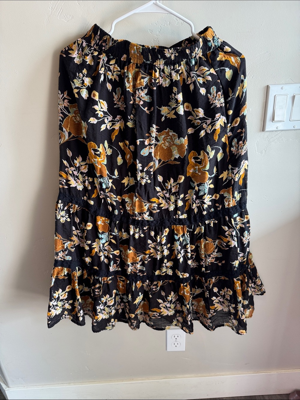 Bohme Floral print Skirt size